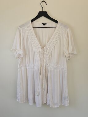 Torrid Neutral Stripe Beachy Babydoll Top
